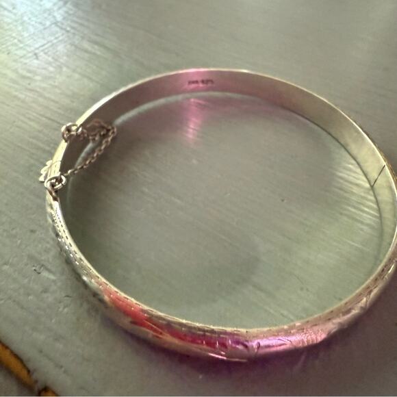 FAS Vintage Etched 925 Sterling Silver Bangle Bracelet - Picture 2 of 10